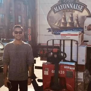 Meet your Posher, Jonathan